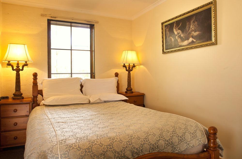 Hotel Hideaway On George à Launceston Extérieur photo
